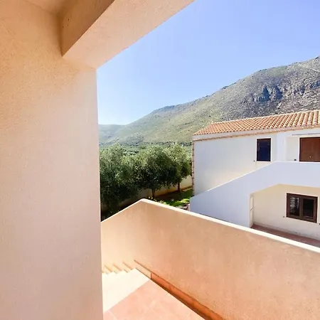 Sole Di Sicilia Aparthotel 3*